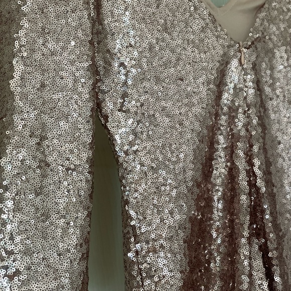 Call sequin dress size medium - Picture 5 of 7